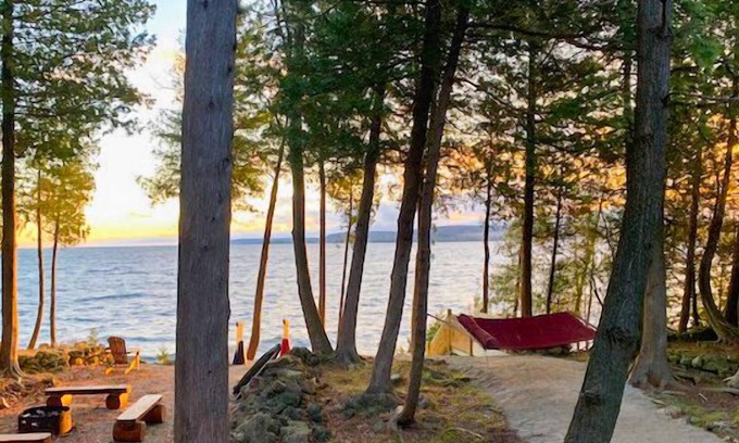 Idlewild Cabin | Lakefront, Sleep16! Amazing Fishing! Game Room!