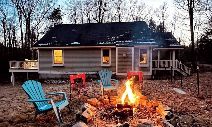 Williamsville House | Lakes and Hiking Summertime - Spacious 4-bedroom Pet Friendly Home