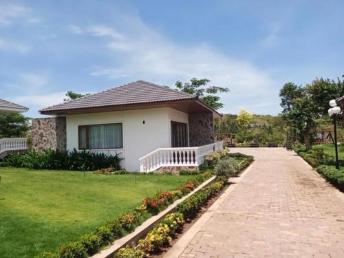 Dat Do Hotel | Lakeside Đá Bàng Ecolodge