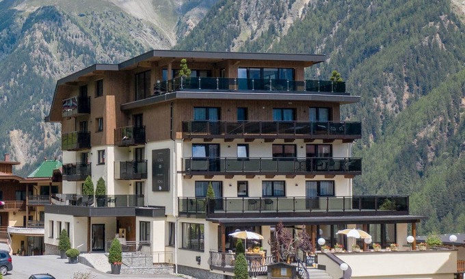Soelden Apartment | Lakeside by A CASA