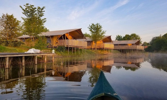 Bant House | Lakeside Escape for Groups