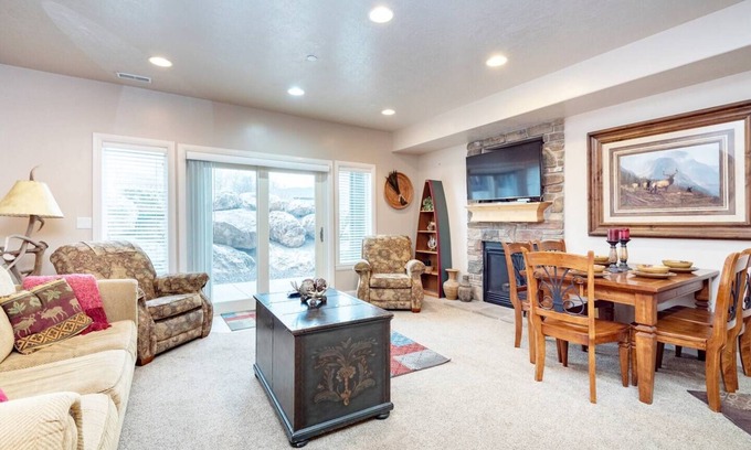 Ogden Apartment | Lakeside Escape LS 36B 2 BR |Pool |Hot Tub|Game Rm
