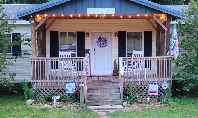 Bullock House | Lakeside Getaway on Kerr Lake – Perfect for Bass Tournaments & Family Retreats