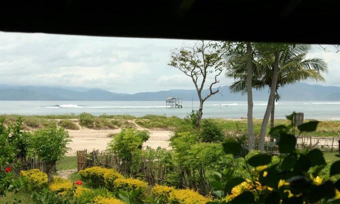 Hu'u Hotel | Lakey Beach Inn hotel