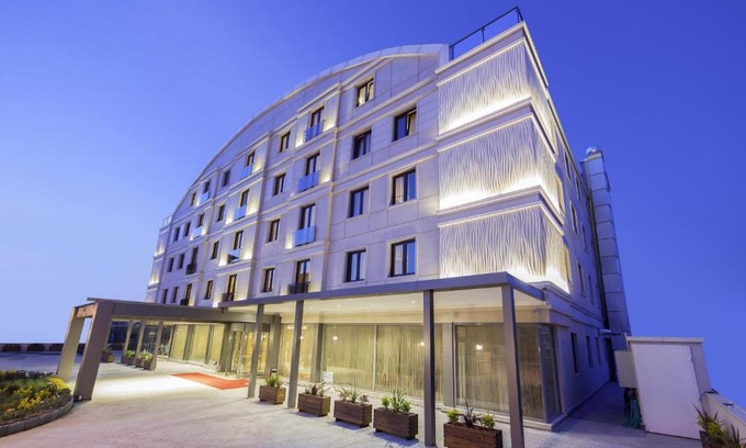 Sekerpinar Hotel | Lamec Hotel Business