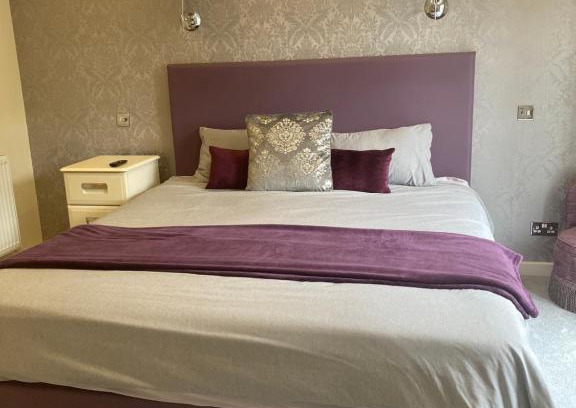 Olney House | Lamorna