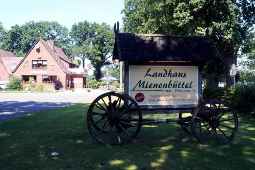 Neu Wulmstorf Hotel | Landhaus Mienenbüttel