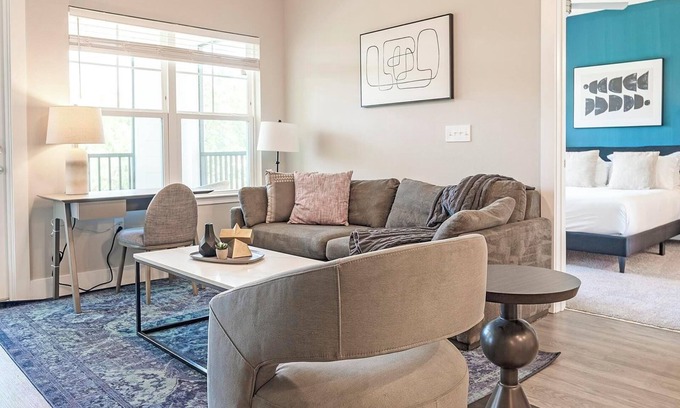 Southeast Orlando Apartment | Landing at APEX South Creek - 2 Bedrooms in Mea.