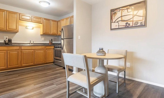 Ann Arbor Apartment | Landing at Arbor Haus - 2 Bedrooms in Carpenter