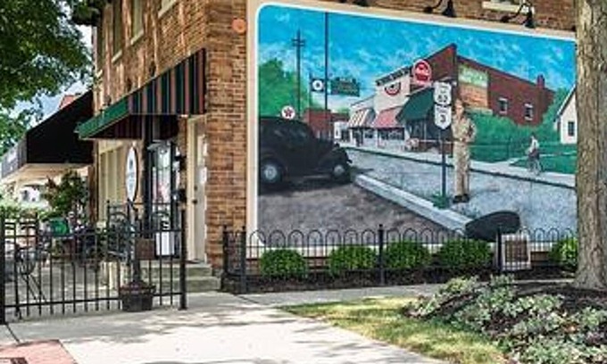 Grove City Apartment | Landing at Broadway Station - 1 Bedroom in Down.