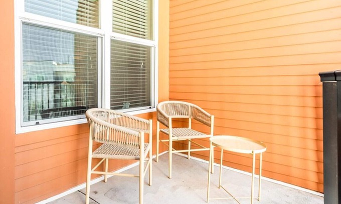 Plaza Midwood Apartment | Landing at One305 Central - 1 Bedroom in Plaza Midwood