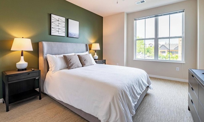 Newberry Apartment | Landing at Vanguard - 1 Bedroom in Newberry