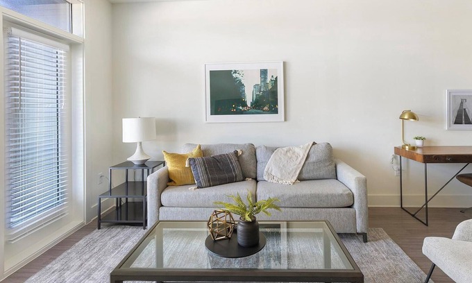 Fort Worth Apartment | Landing | Beautiful 1BD, Courtyard, Game Room