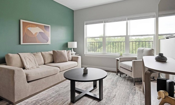 Edwardsville Apartment | Landing | Modern 1BD, Clubhouse, Gym