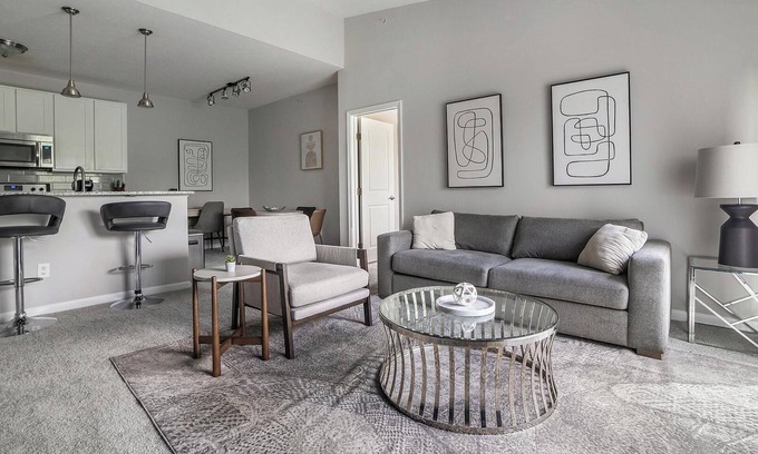 Northwest Columbus Apartment | Landing | Modern 2BD, Gym