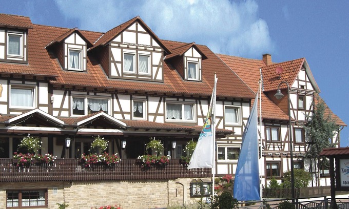Waldkappel Hotel | Landkomforthotel zum Stern