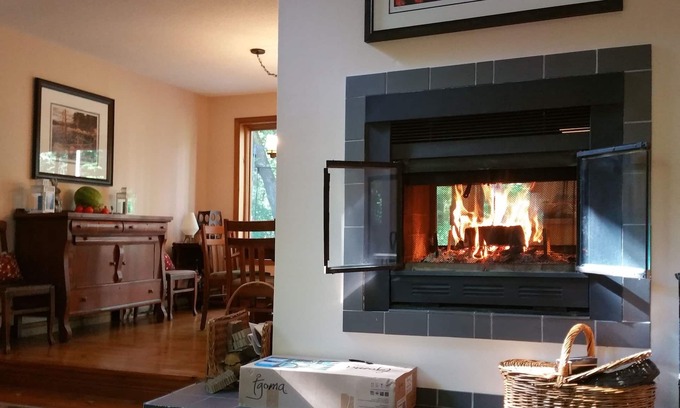 Grand Bend Cottage | Lansdown Cottage- Backing Onto The Pinery Park In Huron Woods, Grand Bend!