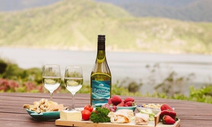 Penzance Bay Cottage | Lanza Retreat - Penzance Bay, Tennyson Inlet Home