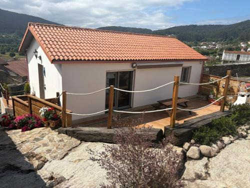 Cabana de Bergantinos House | LAR DE MAR