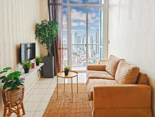 Kuningan Apartment | Large 2BR Ambassador 2 Apt Pool, Gym, WiFi