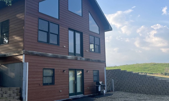 Marshall County Cabin | Large cabin on a private lake. Lots of great fishing lakes in the area.