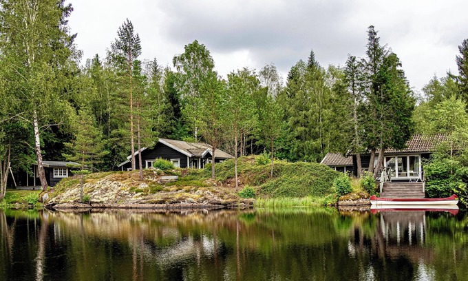 Ambjornarp Cottage | Large cottage by its own lake, sauna, jetty, canoe, etc.