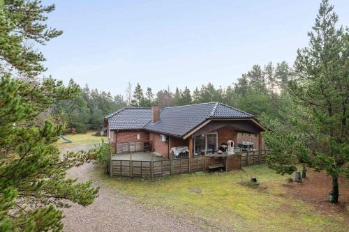 Sønderstrand House | Large Cottage In Peaceful, Beautiful Nature