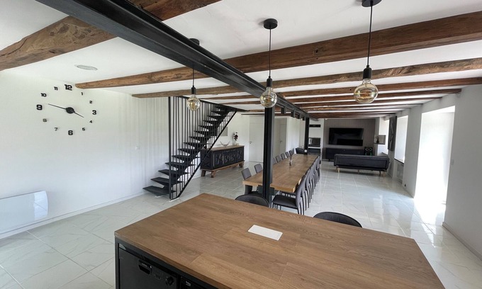 Veyrieres House | *Large country cottage