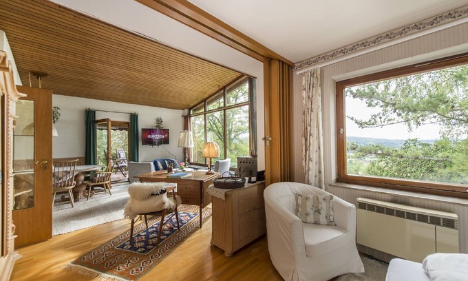 Weidenberg Apartment | Large, fully equipped vacation home (65sqm) with covered terrace and wood-burning stove