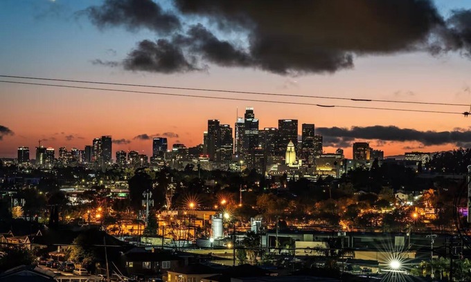 Los Angeles House | Large Home w/Views of DTLA Sleeps 8 Golf/Spa/Fire