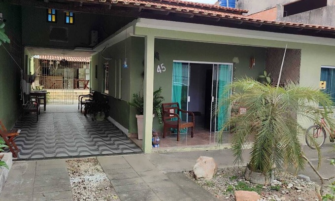 Araruama House | Large house in the center of Araruama with swimming pool - perfect for groups and families!