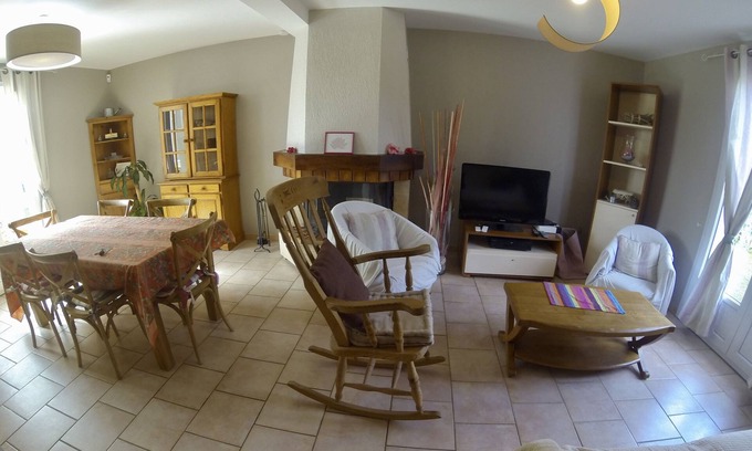 Champcueil Cottage | LARGE HOUSE IN THE COUNTRY/NEAR PARIS