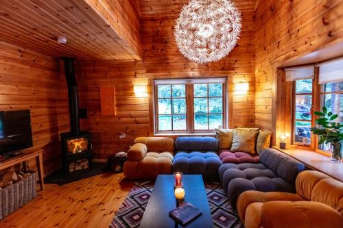 Ballyconnell House | Large Luxury Log Cabin Getaway