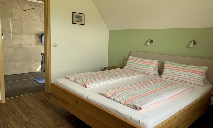 Graefensteinberg Apartment | Large modern 4 star apartment, high terrace, between Altmühl- and Brombachsee