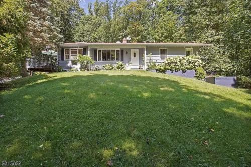 Hackettstown House | Large Private House on 5 Wooded Acres. Total Privacy!