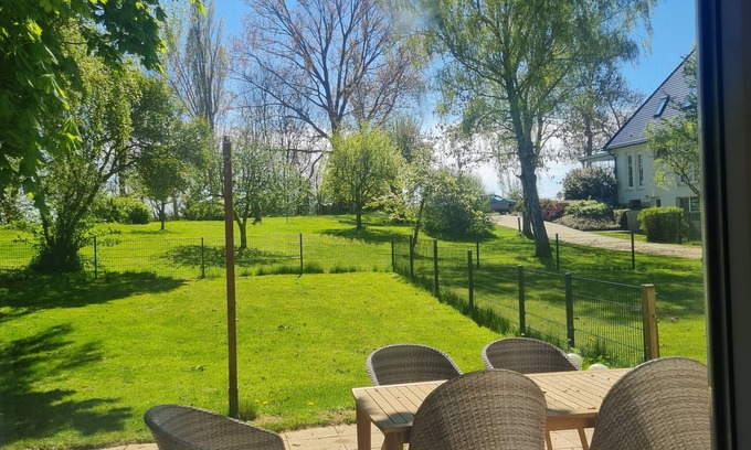 Blowatz Condo | Large, quiet vacation home (135 m²) - near Baltic Sea, island of Poel, pet friendly