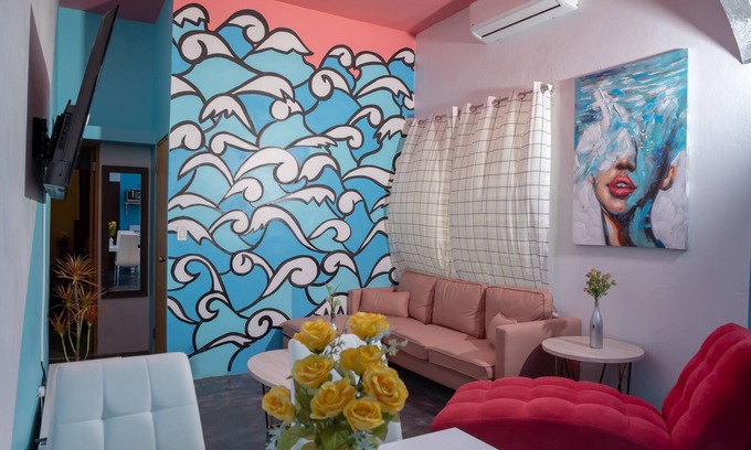 Hato Rey Central House | Large San Juan Home/Rooftop Pool/Close to SJU/Gated Driveway/11am checkout