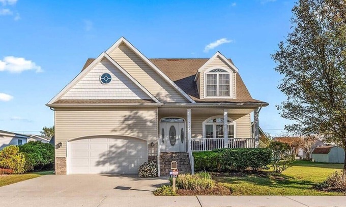 Little Salisbury House | Large Three Bedroom Beach House in Ocean City, MD