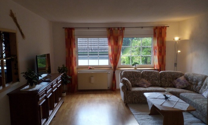 Wermelskirchen Apartment | Large vacation apartment for 1-8 people, private entrance and terrace/farm fields