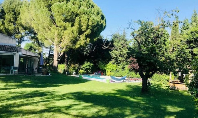 Cabries House | Large villa with pool in the Aix countryside