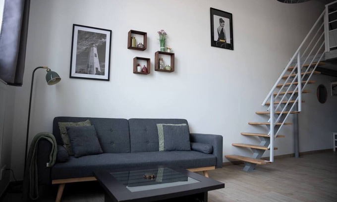 Centre Deux Apartment | Large-volume T2 duplex apartment with underground parking