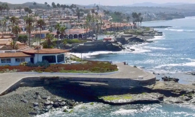 Las Gaviotas House | Las Gaviotas point 220* Views, beach front, 4br, Courtyard, private ht. tub pool