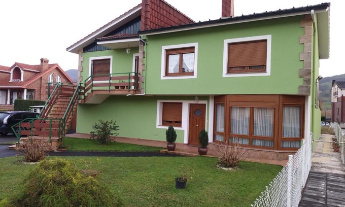 Castaneda House | Las Higueras -casa con jardín-