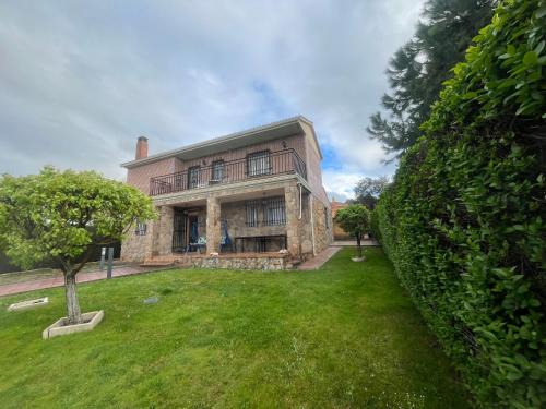 Maello House | Las Mil y Una Rosas