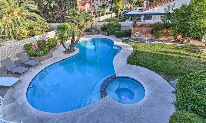 Rancho Oakey House | Las Vegas House w/Pool & Hot Tub - 1 Mi to Strip!