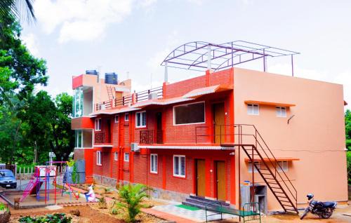 Courtallam Hotel | Laughing Waters Fine Stay