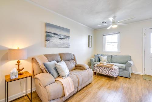 Lavallette Apartment | Lavallette Apartment with Patio - Walk to the Beach!