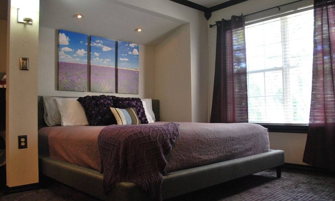 Norman Apartment | Lavender Suite at Whispering Pines Inn
