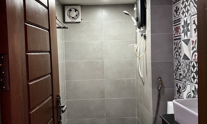 Daun Penh Apartment | Lazarusrooms