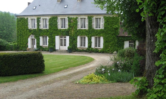 Saint-Sauveur House | Le Bourdil Blanc B&B